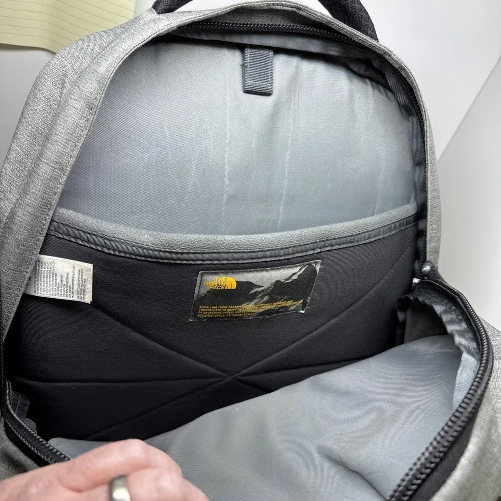 North Face Recon Flex Vent Padded Backpack Gray Black One Size Commuter Hike